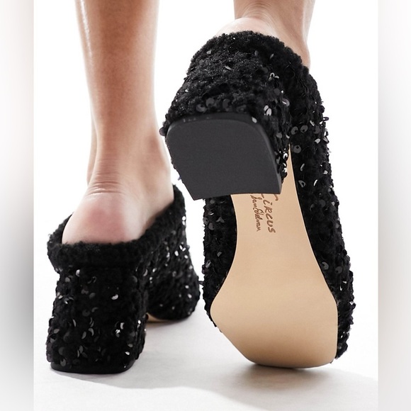 Circus by Sam Edelman Circus NY Orin Sequin mules in black size: 7.5 - Picture 2 of 10